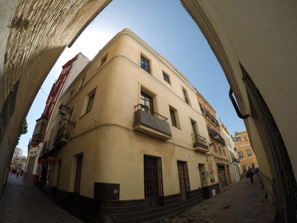 Joy Setas Coworking Hostel Seville Exterior photo