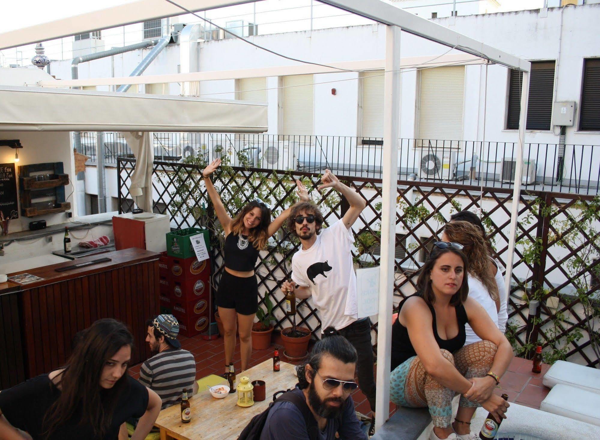 Joy Setas Coworking Hostel Seville Exterior photo